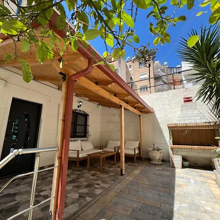 Apartment Lovely One-bedroom With Bbq-grill!