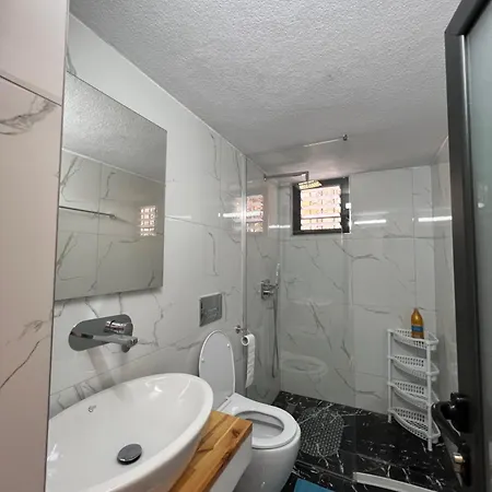 Daire Lovely One-bedroom With Bbq-grill! *